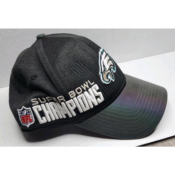 Philadelphia Eagles New Era Super Bowl LII Champions Hat - Color Changing Brim - Picture 3 of 10